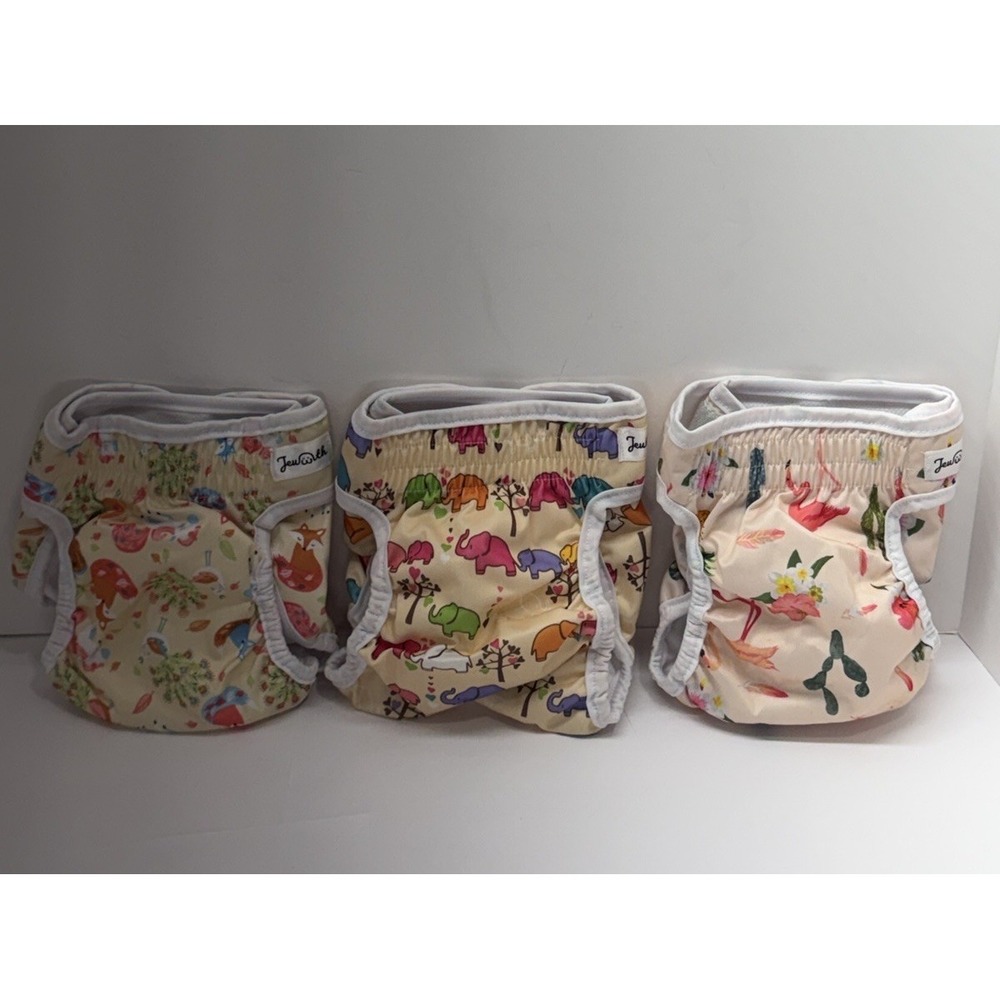 Jeuwith Dog Diapers Medium Washable Reusable‎ Lot Of 3 Tail Hole Floral Adj